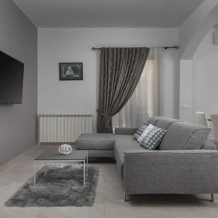 Marina By Interhome * פורץ
