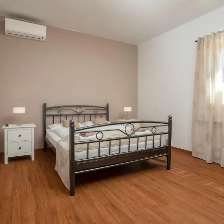 בית נופש Marina By Interhome *
