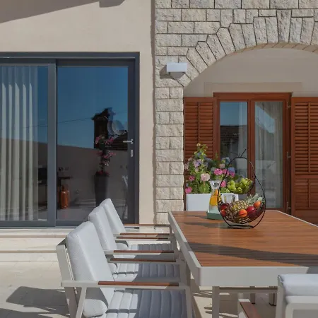 Marina I By Interhome Дом отдыха Пореч