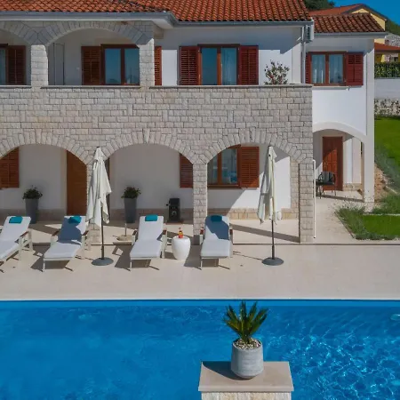 בית נופש Marina I By Interhome *