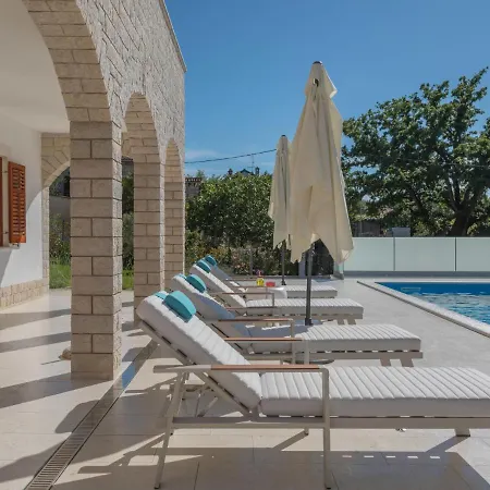 Marina Tatil Evi *